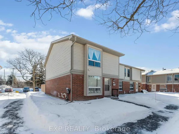 820 Cahill Dr W #38, Ottawa, ON K1V 9K4