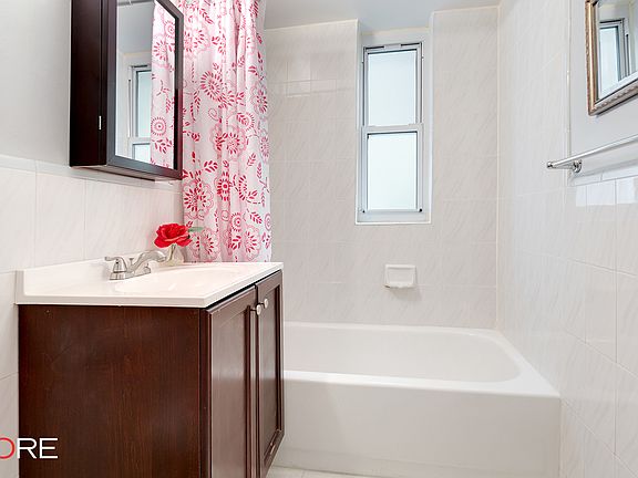 5th image of 3335 81st St #1F
