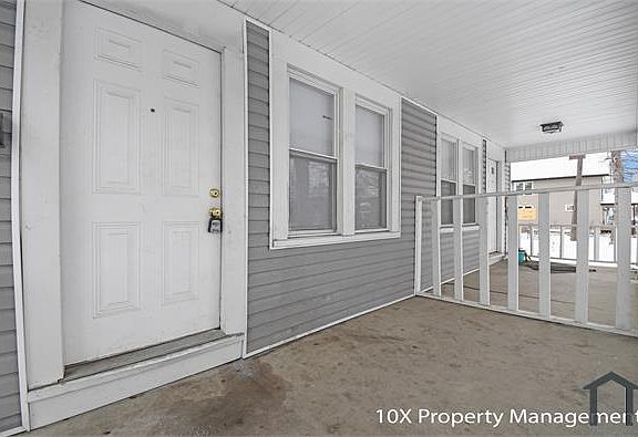 4th image of 1100 E 20th Ave