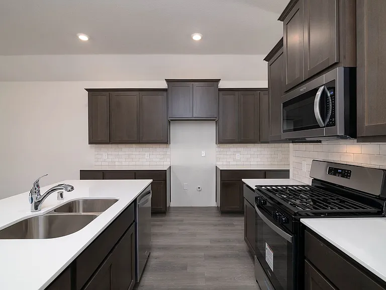 229 Tate Ln — Photo 14
