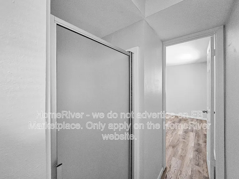 512 S 75th Pl — Photo 12