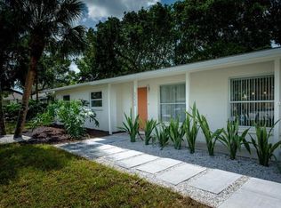 3004 Yorktown St, Sarasota, FL 34231