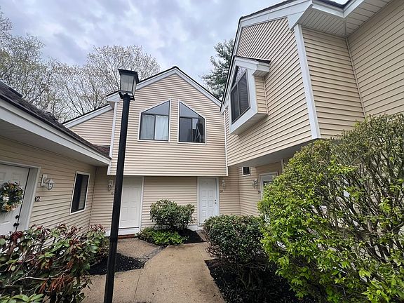 3rd image of 60 Franklin Heights