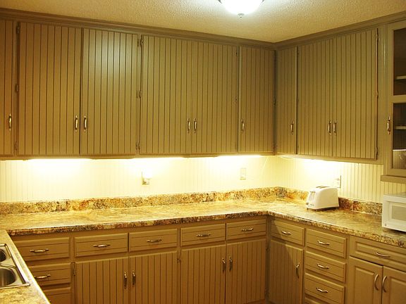 4th image of 1878 Falcon Dr SE Unit Se