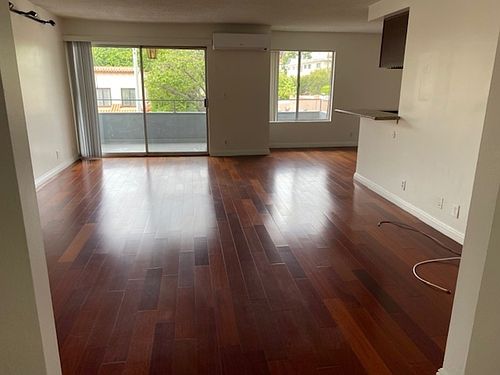 4th image of 642 N West Knoll Dr APT 202