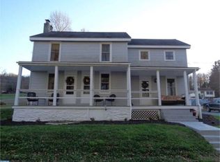 410 Schoolhouse Rd, New Providence, PA 17560