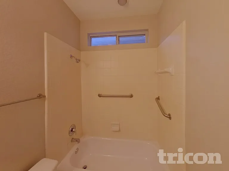 1980 Creekside Dr — Photo 13