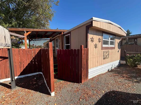 3225 6th St Trlr 2, Lewiston, ID 83501