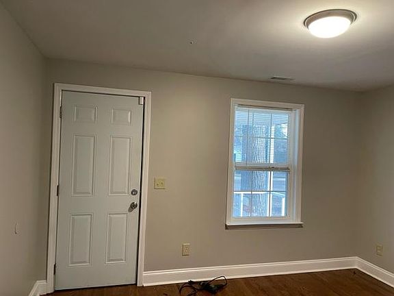 Bed Room 2 (with access to screened in porch)