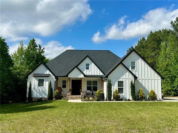 4320 Mount Gilead Church Rd, Sophia, NC 27350