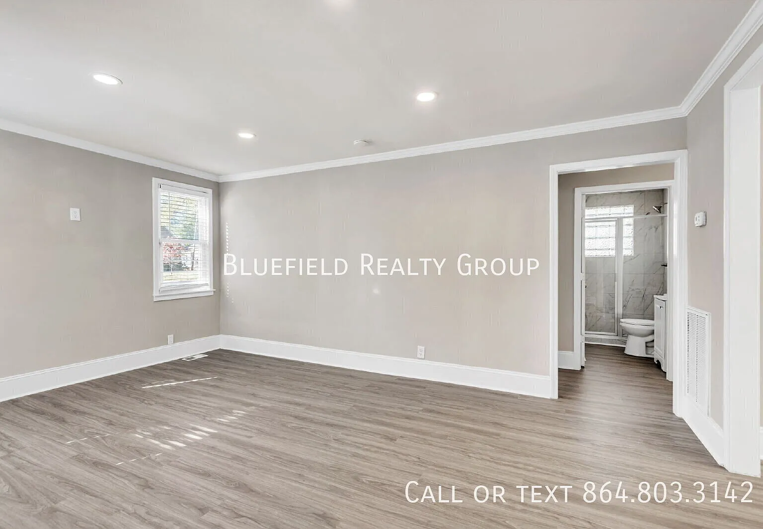 Beautifully Updated 2BR,2BA Single-Level Home $1650/mo rent — Photo 4