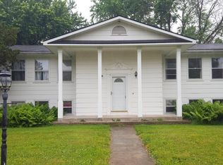 413 Vinton Ave, Eldora, IA 50627