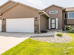 5705 S Culbert Ave, Sioux Falls, SD 57106