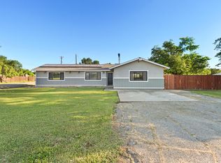 1404 Butterfly Ln, Olivehurst, CA 95961