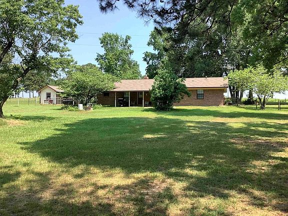 3rd image of 813 County Road 4347