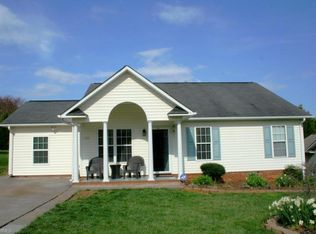 1731 Park Terrace Ln, Winston Salem, NC 27127