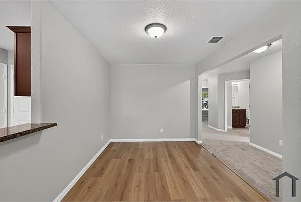 6531 Luckey Sq — Photo 9