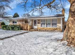 805 Hollis St, Port Huron, MI 48060