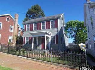 35 W Forrest Ave, Shrewsbury, PA 17361