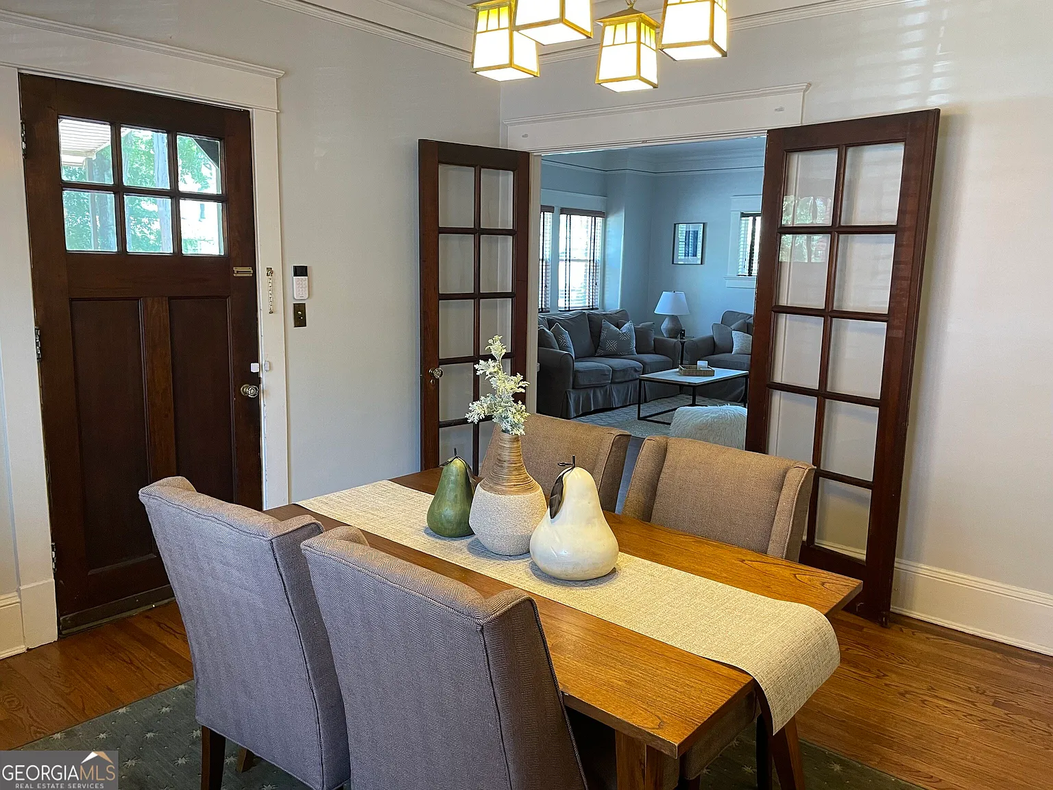 3 bed, 2.0 bath, 1730 sqft, $5,250 — Photo 4