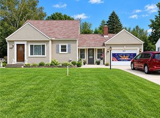 447 Tallwood Dr, Barberton, OH 44203