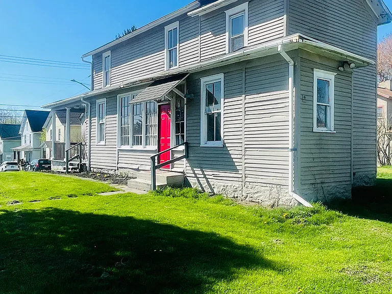 115 N Ray St — Photo 1