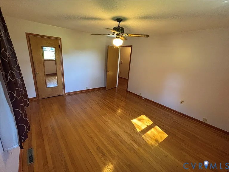 3511 New Kent Hwy — Photo 11