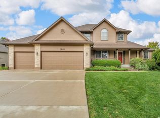 3833 SW Ambassador Pl, Topeka, KS 66610