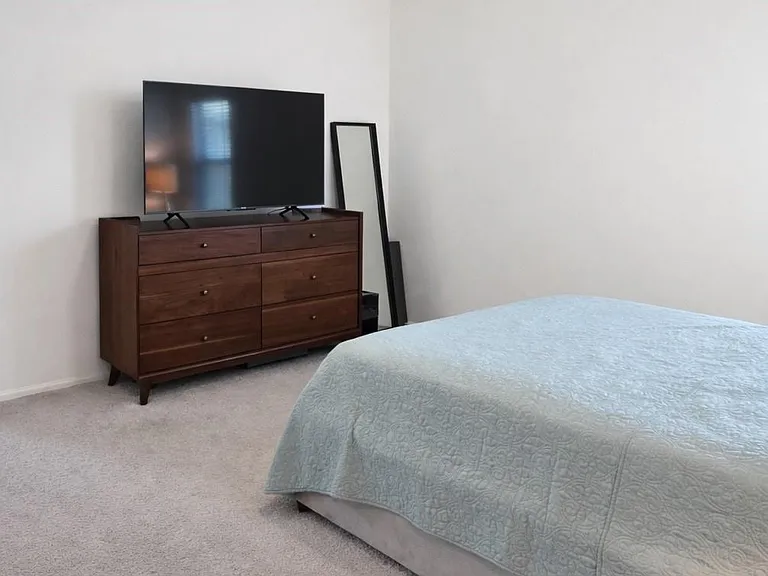 9018 Burnet Bay Ct — Photo 10
