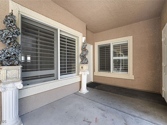 3rd image of 2152 Jasper Bluff St Unit 103