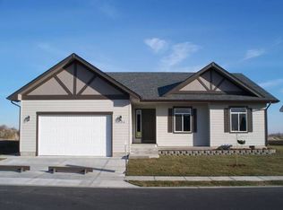 2194 NE 8th St, Hermiston, OR 97838