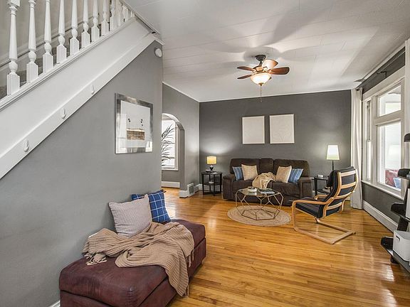 4th image of 1183 Randolph Ave