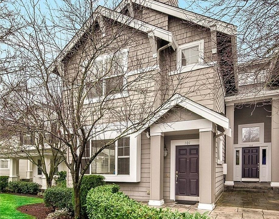 1st image of 6206 188th Pl NE #101