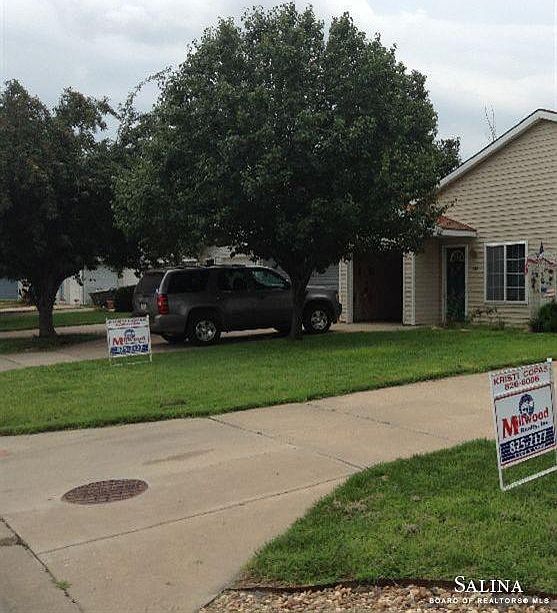 1st image of 742 Faith Dr