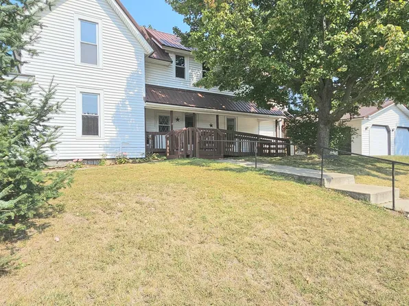 485 S James St, Richland Center, WI 53581