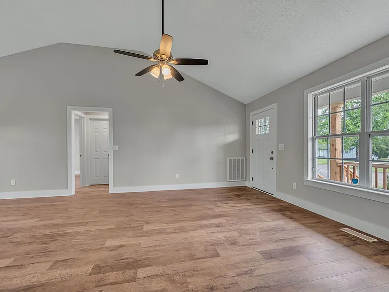1245 Pierce Rd — Photo 10