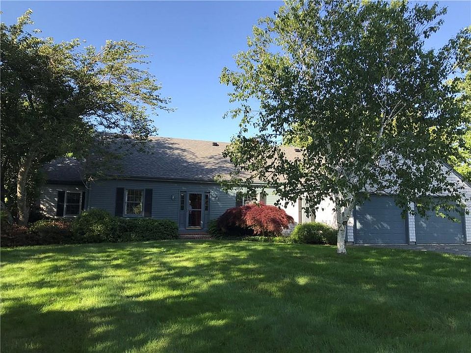 1st image of 444 Black Point Ln