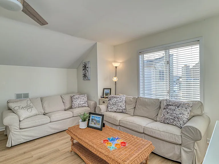 6 Brunswick Ct — Photo 17