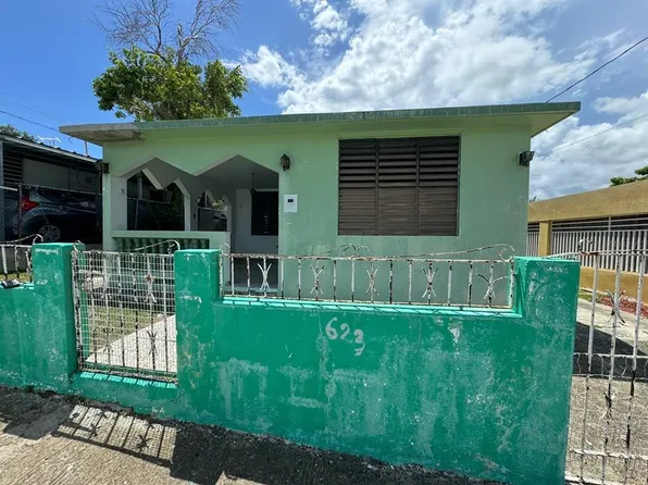 3 B 8 #8B, Guanica, PR 00653