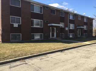 1920 Mark Ave APT 7, Elgin, IL 60123