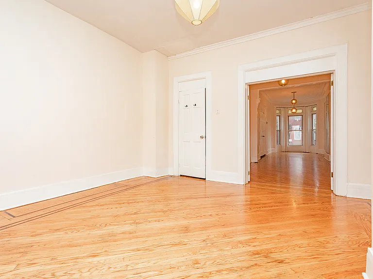 182 Patchen Ave #1 — Photo 7