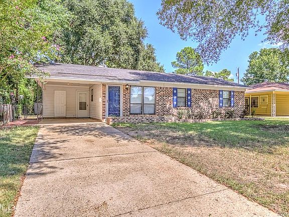 2nd image of 3056 Ivy Ln