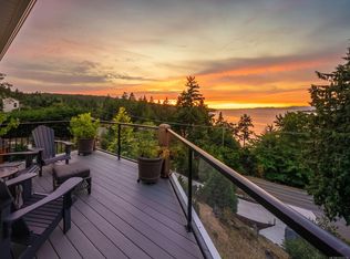 3182 Dolphin Dr, Nanaimo, BC V9P 9J2