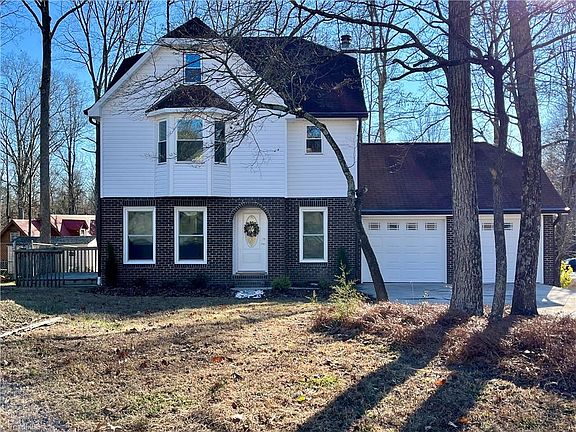 4th image of 119 Brandon Ln