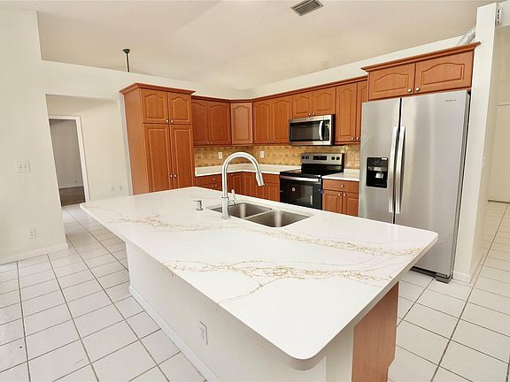3rd image of 5321 NW 58th Terrace