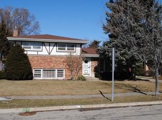 7932 W Courtland Ave, Norridge, IL