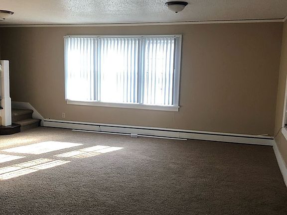 2nd image of 412 E Avenue D APT 1