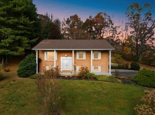 2642 Beulah Ln, Christiansburg, VA 24073