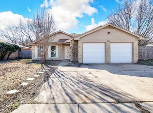 410 Rifleman Trl, Arlington, TX 76002
