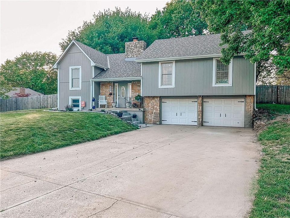 2405 NW Timberview Cir, Blue Springs, MO 64015 Zillow